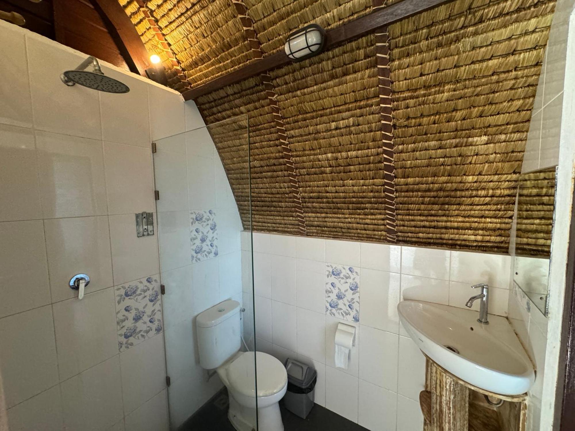 Kov Ceningan Hotel Lembongan Buitenkant foto