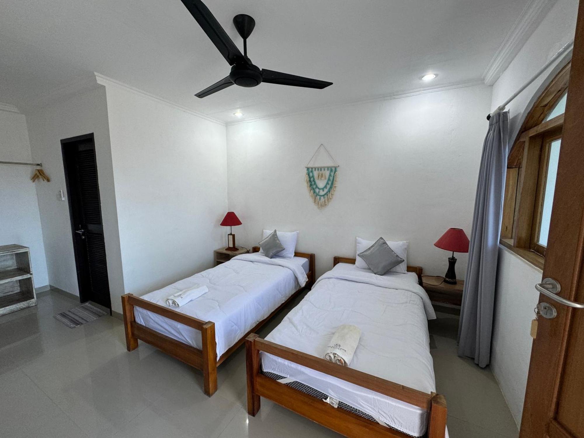 Kov Ceningan Hotel Lembongan Buitenkant foto